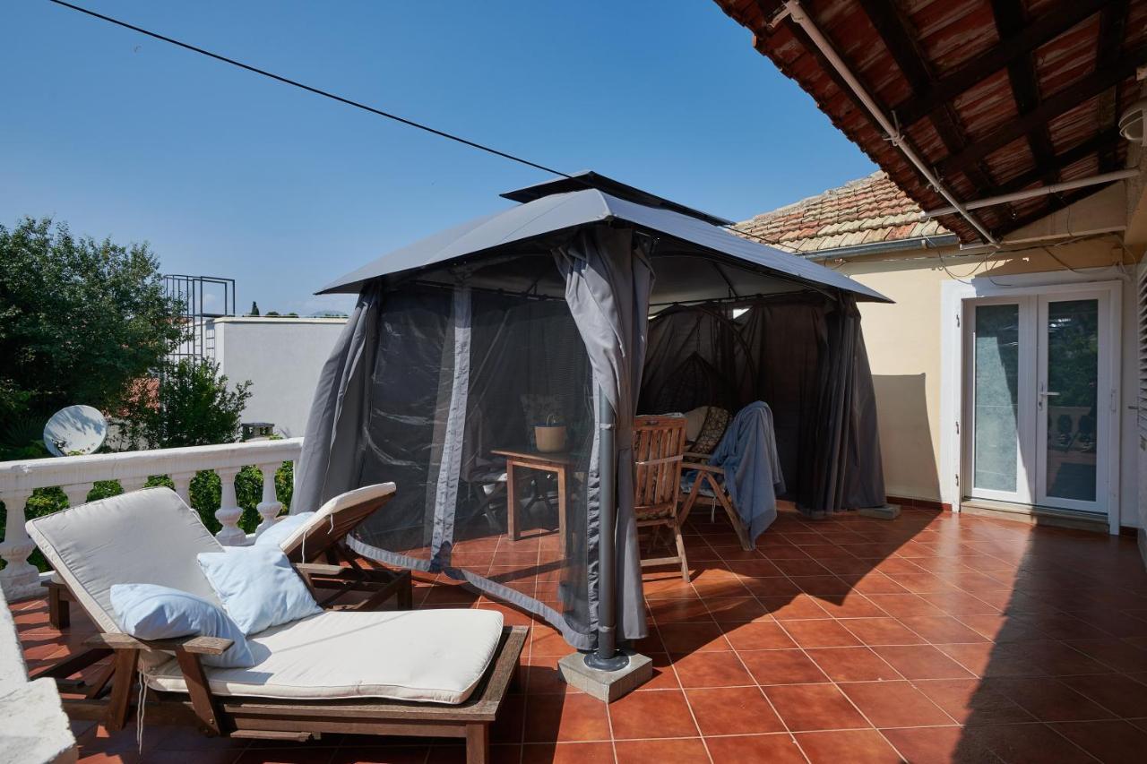 Apartment San Pietro ซัฟทัท ภายนอก รูปภาพ
