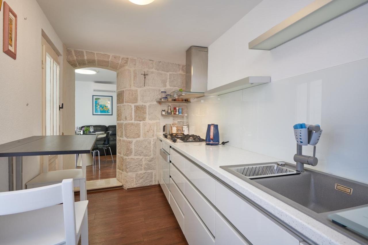 Apartment San Pietro ซัฟทัท ภายนอก รูปภาพ