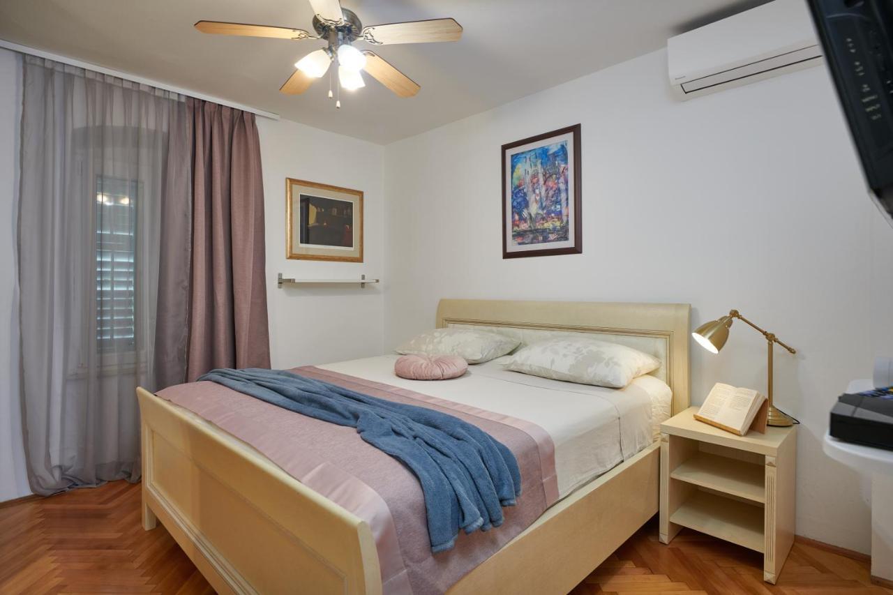 Apartment San Pietro ซัฟทัท ภายนอก รูปภาพ